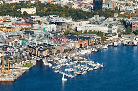 Time now in Oslo, .